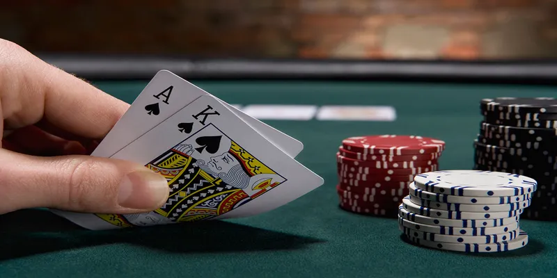 CÁCH CHƠI POKER – HƯỚNG DẪN CHI TIẾT CHO TÂN THỦ